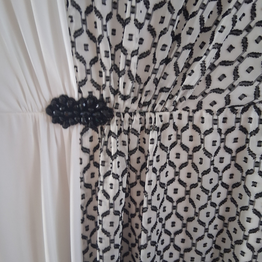 Nine West Asymmetrical Maxi Dress | Black & White Geometric  Elegant Chic SizeM - Picture 4 of 5